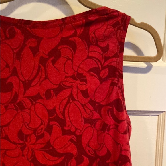 Gap Cotton Red Flower Pattern Sleeveless Tank Top - Picture 5 of 13